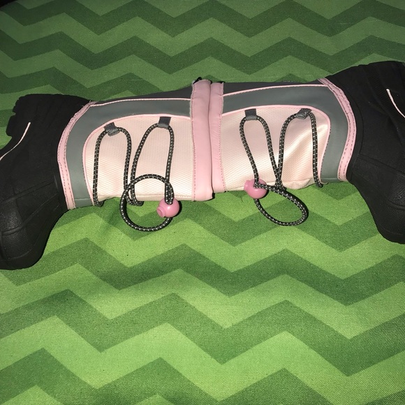 Buster Brown Chill Chasers Snow Boots - Picture 7 of 8